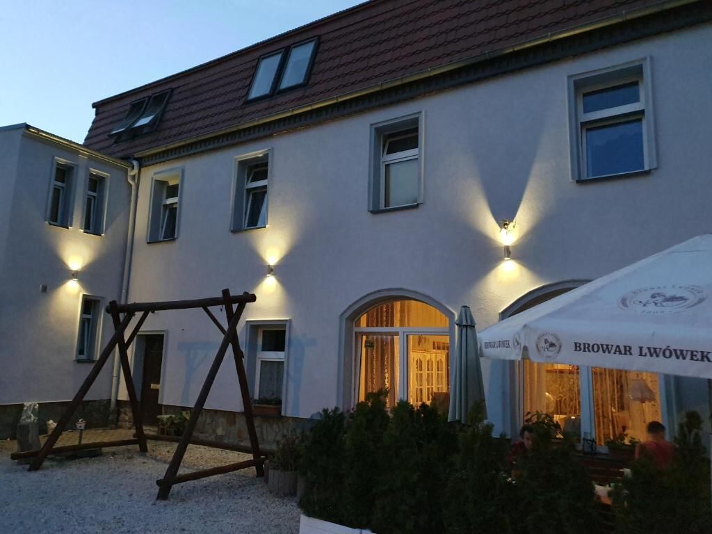 Witamy w Hotelu „Zaułek”